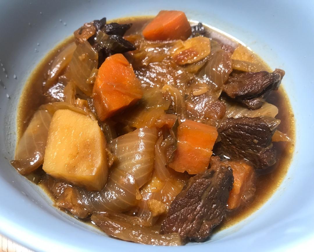 番茄土豆炖牛腩