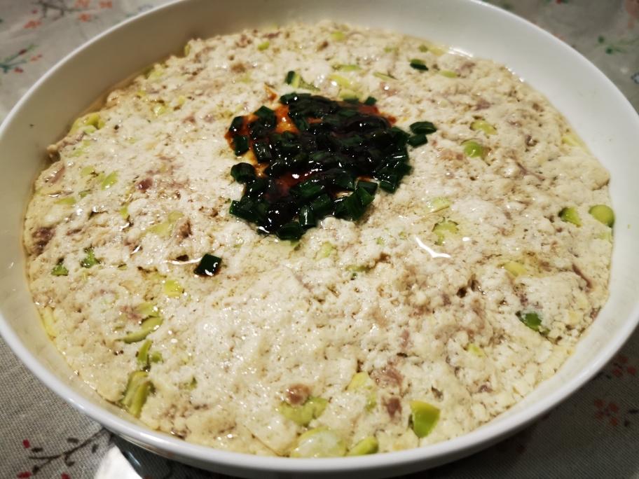 【剁椒毛豆蒸臭豆腐】肉饼界的泥石流，敢吃就能做朋友！