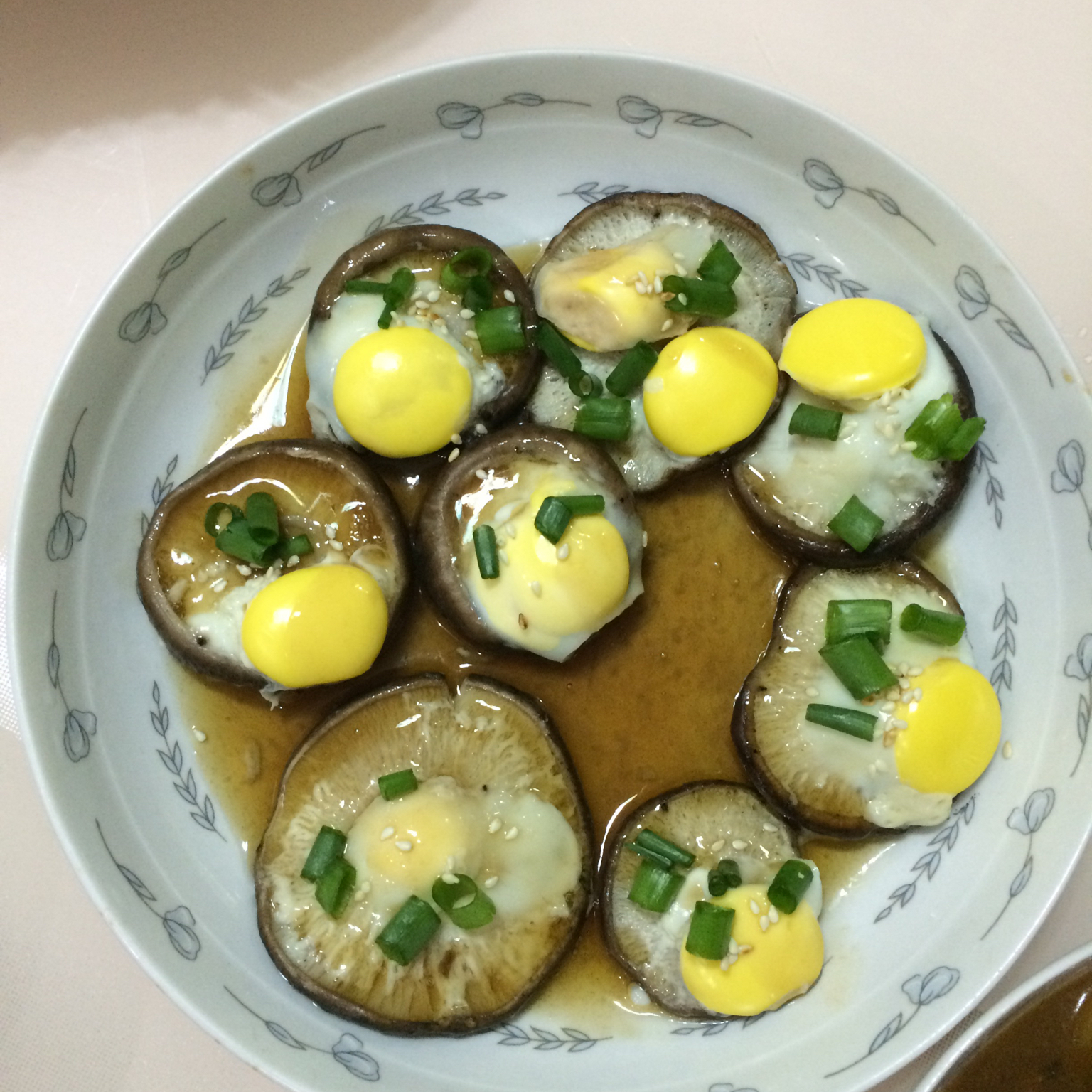冬菇蒸鹌鹑蛋