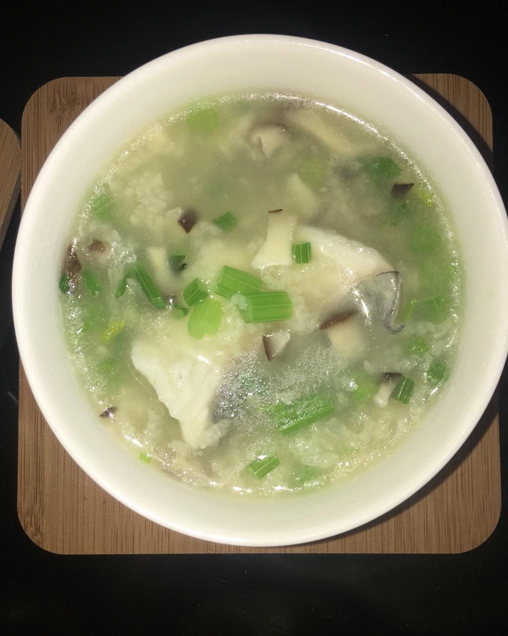 黑头发-1做的香菇鱼片粥