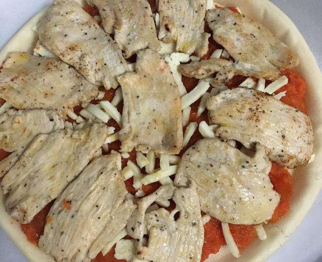 黑椒鸡胸肉披萨(不包含披萨饼皮)的做法