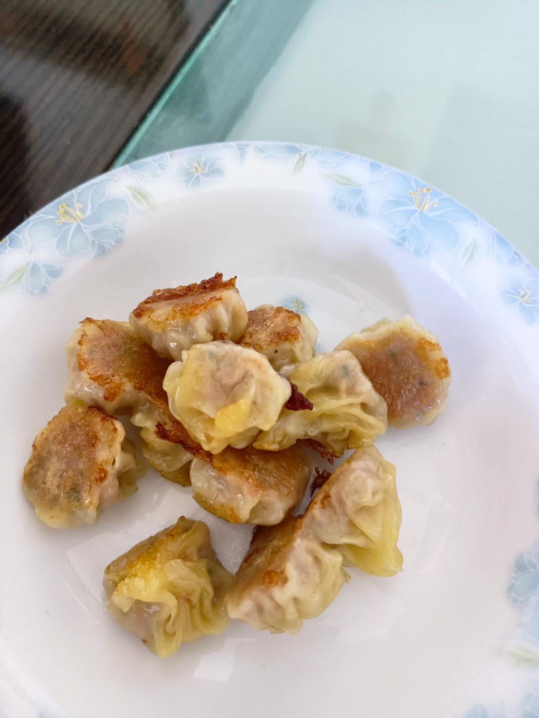 网红拇指生煎包