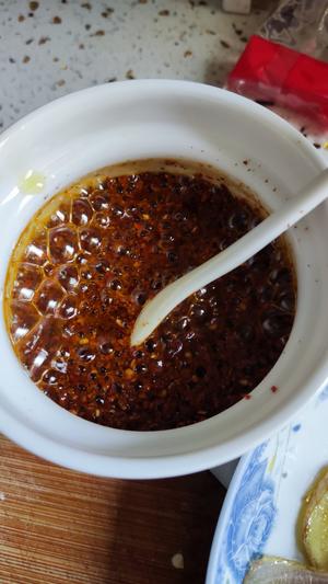 陕西油泼辣子（调凉皮凉菜专用）的做法 步骤3