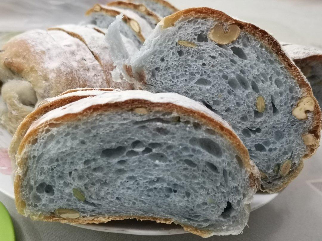 星空面包（蝶豆花天然色素）