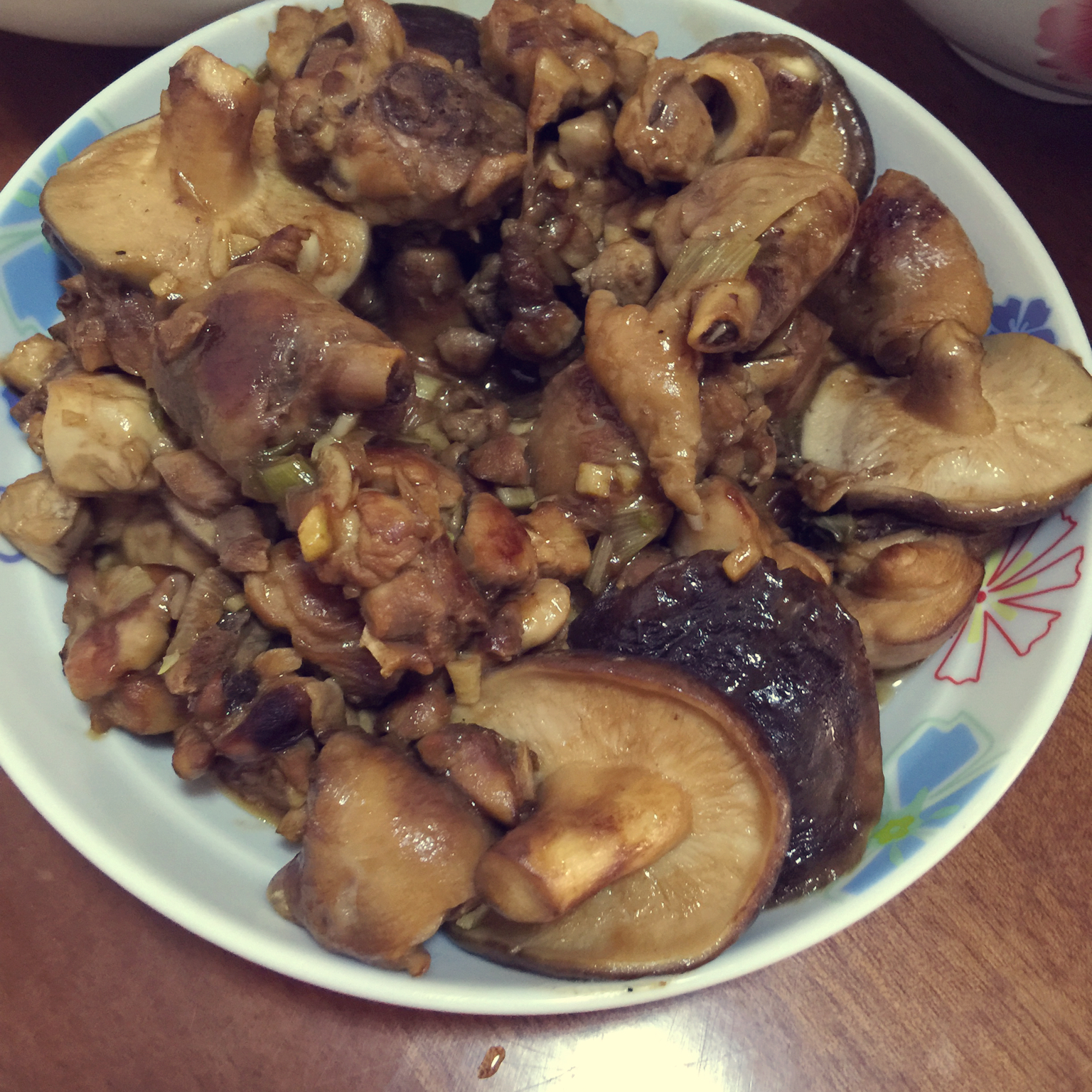 蚝油冬菇鸡腿