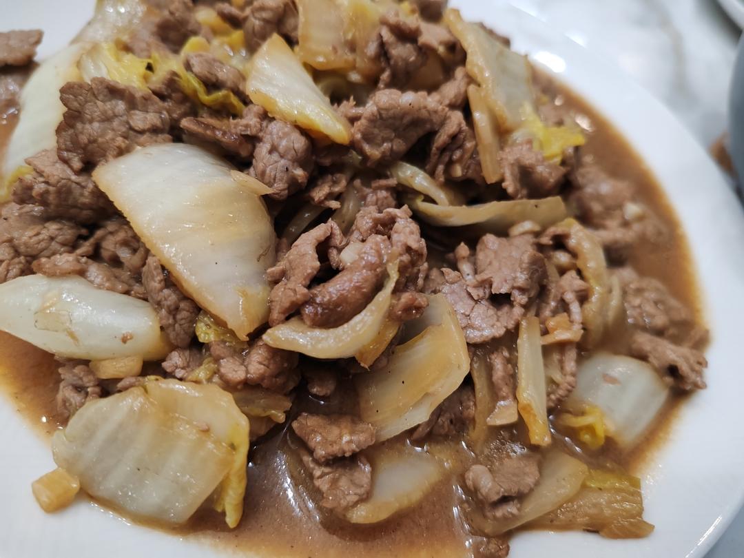 牛肉炒娃娃菜，巨巨巨…巨好吃，快去做！