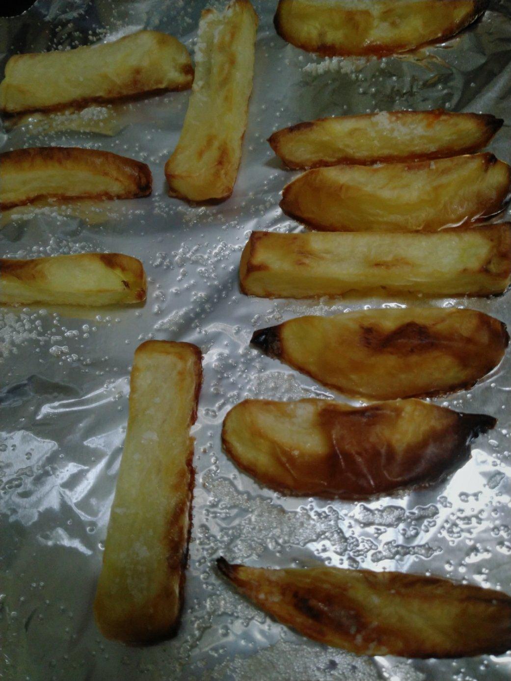 不用炸的简单烤薯条🍟追剧哄小孩小零食椒盐薯条番茄酱薯条二种口味