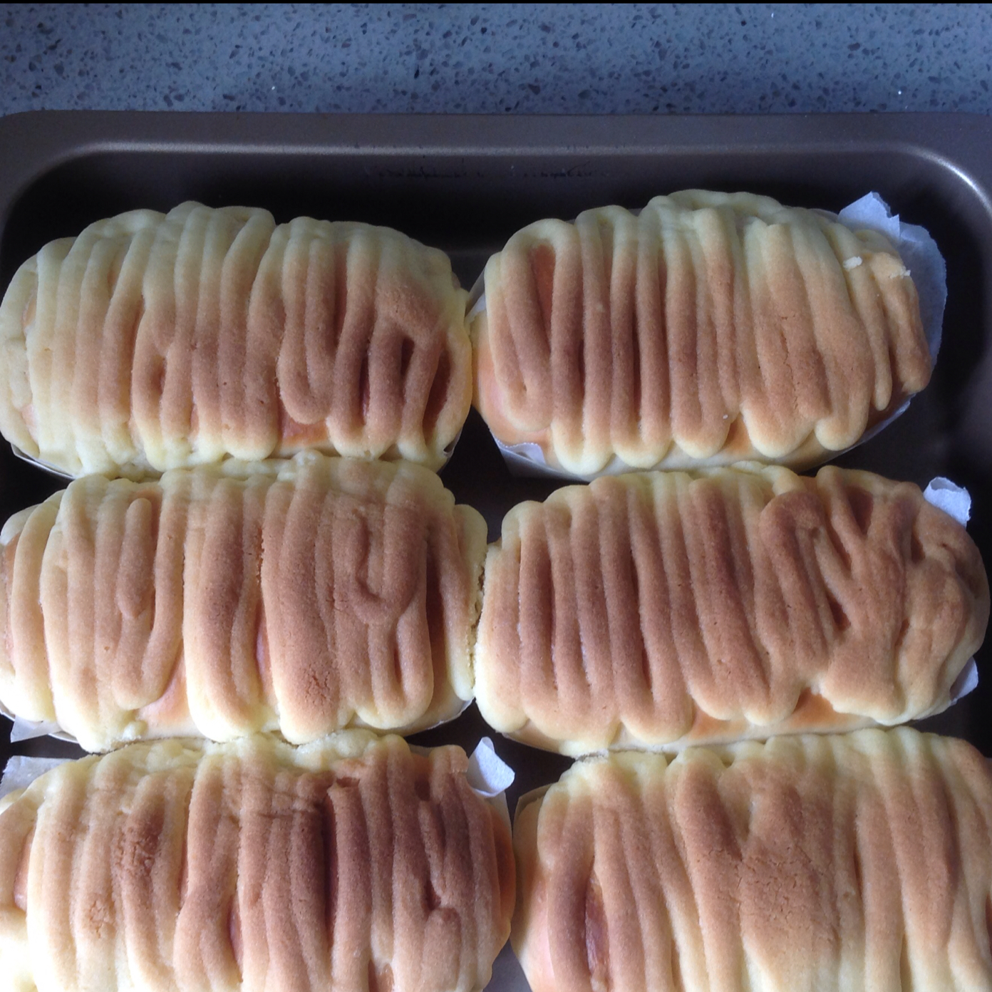 奶油酥皮小吐司