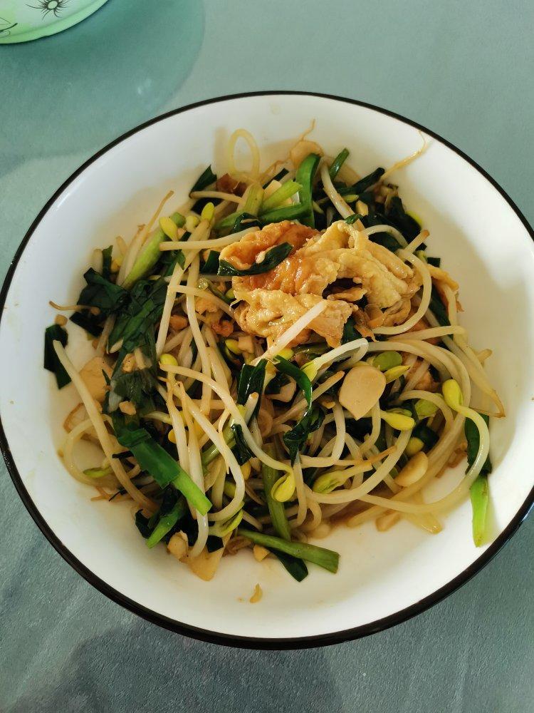 韭菜鸡蛋炒豆芽