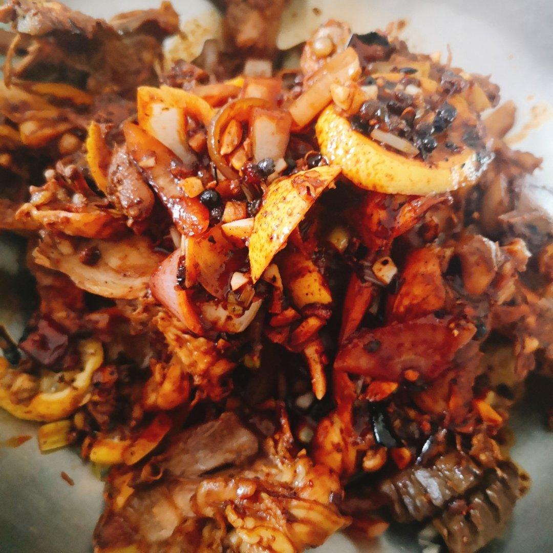 秒杀街边的酸辣拌鸡架！绝味好吃！上桌啃光！