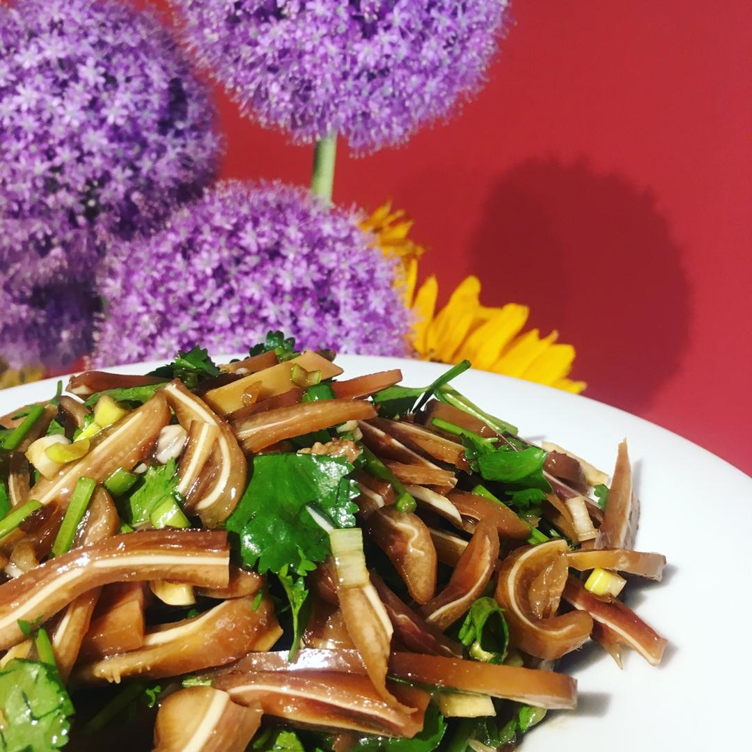 佐酒下饭必备小吃—凉拌猪耳朵