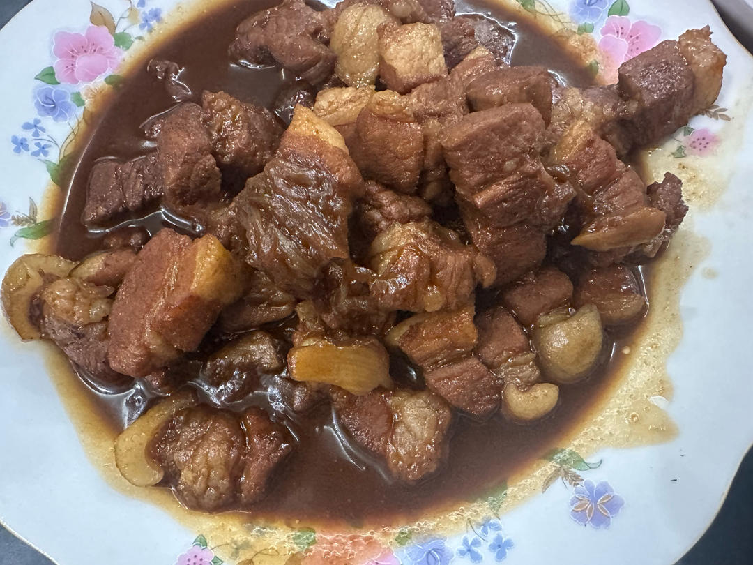 家常版的红烧肉（一点都不腻，软，糯)