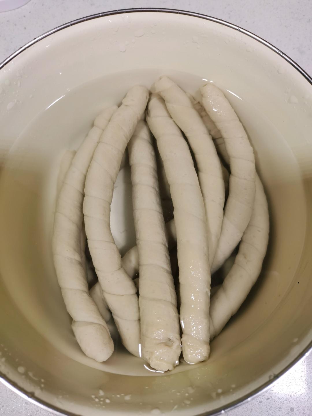 自制面筋1⃣️不用洗面版，操作简单，成功率百分百，内附卷面筋视频！