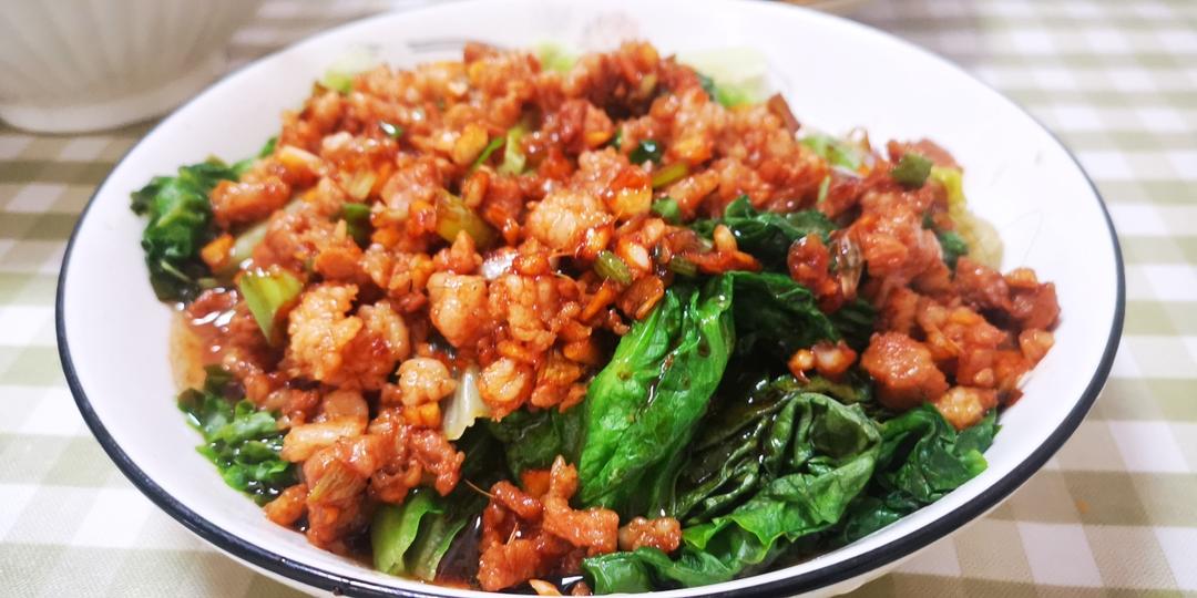 碎肉末炒生菜