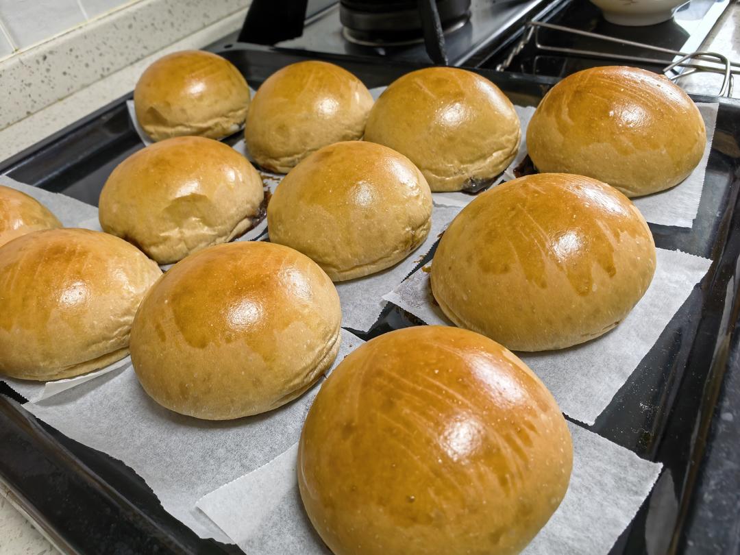 我看看谁还没有吃过这个红糖麻薯吐司，红糖➕麻薯真绝！