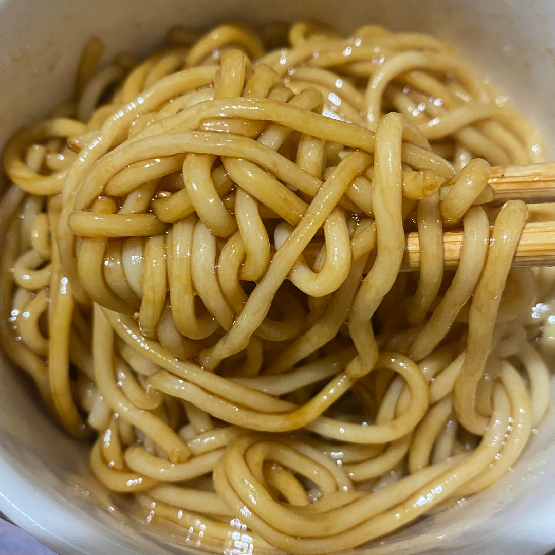10分钟搞定的一碗葱油拌面
