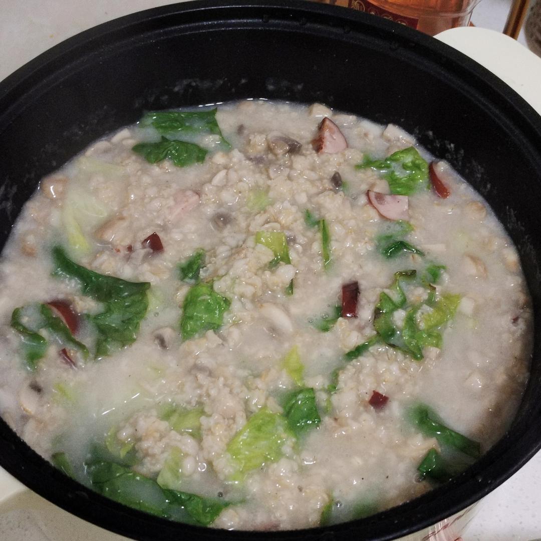 燕麦粥最近真的好火！减脂期营养价值高饱腹还好吃