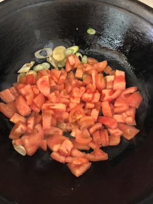 西红柿牛肉炖土豆的做法 步骤2