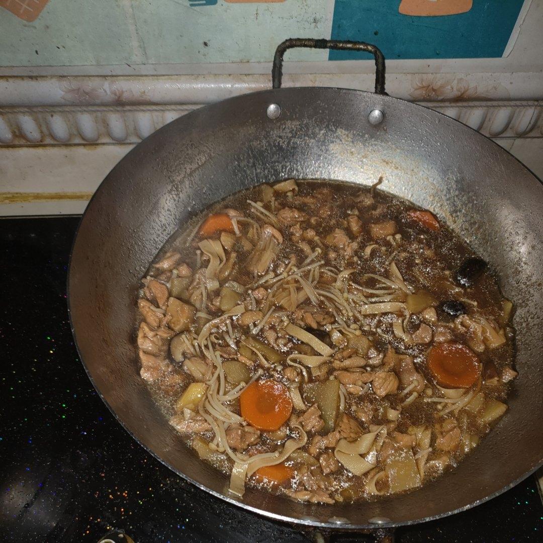 好吃到原地爆炸的黄焖鸡