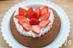 心形巧克力草莓蛋糕的做法 步骤19