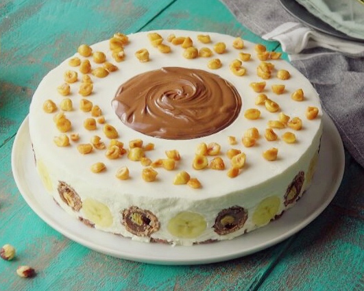 费列罗 （Ferrero Rocher）
好吃又好看的蛋糕
