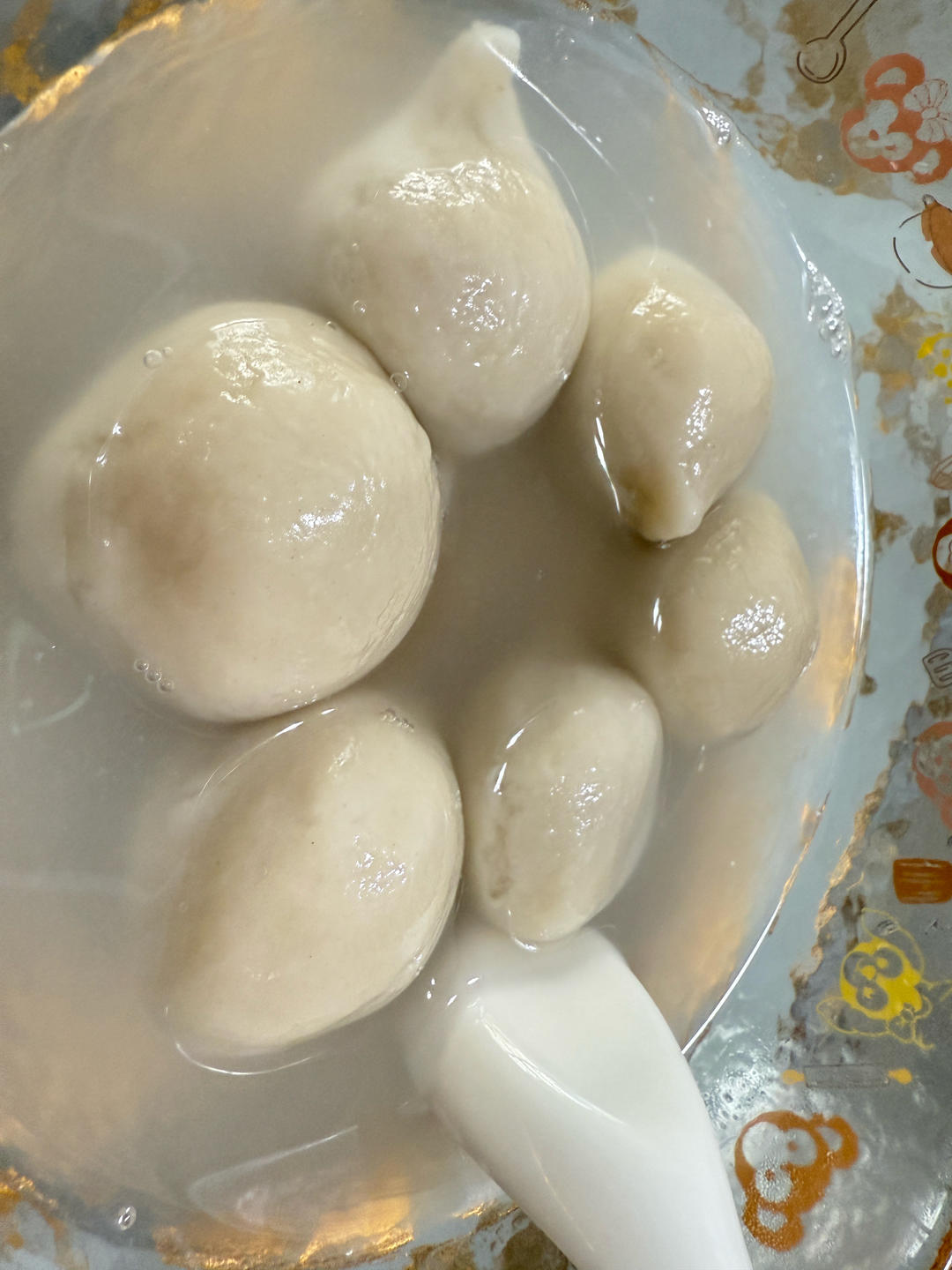 一咬一爆汤的鲜肉汤圆