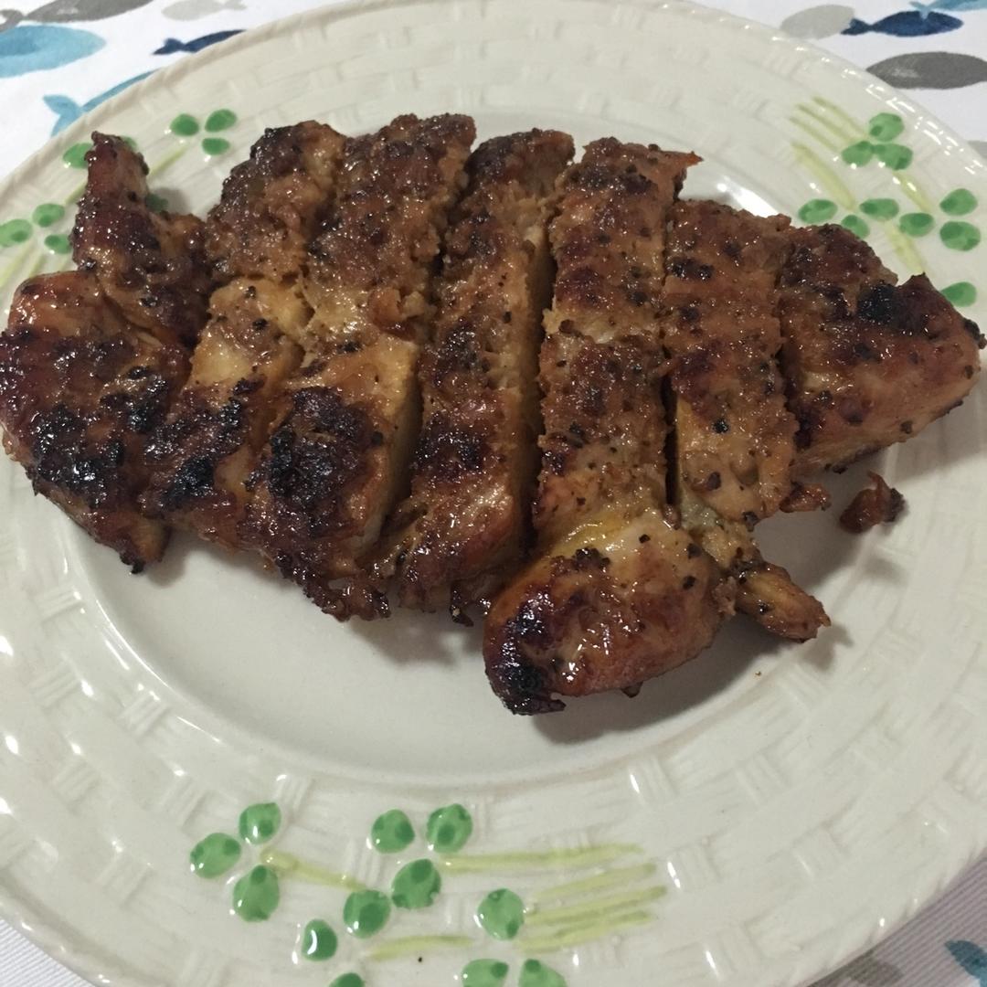 香煎鸡胸肉(蜂蜜蒜香)