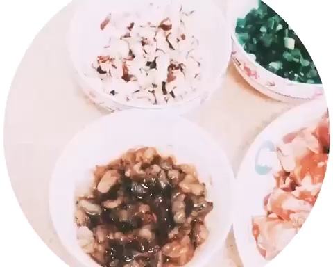 软骨虾仁香菇粒葱花粥的做法