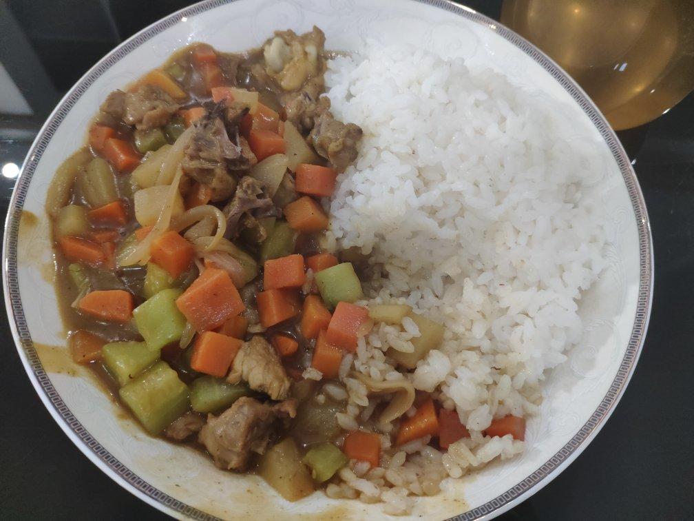 百梦多鸡肉咖喱饭