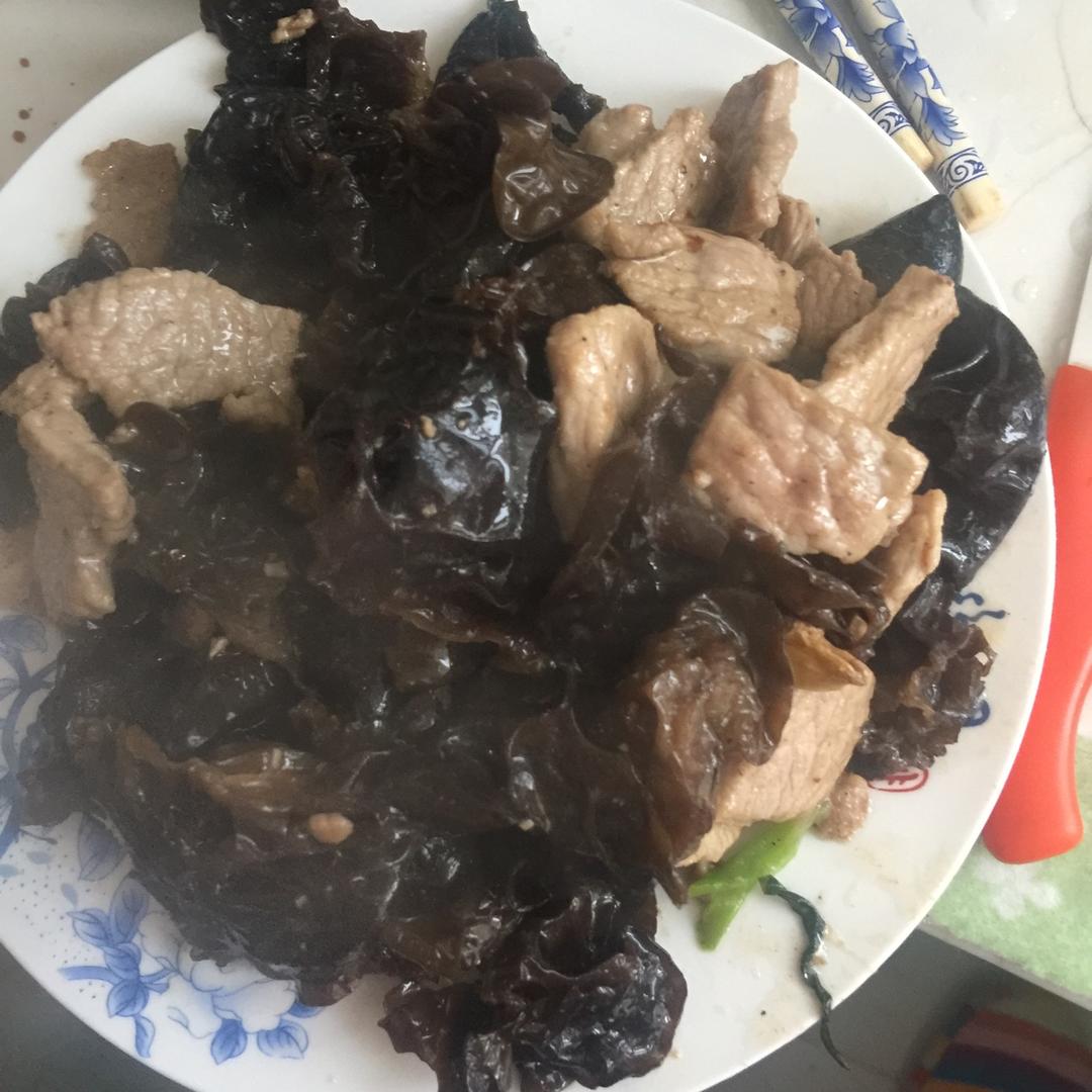 木耳炒肉