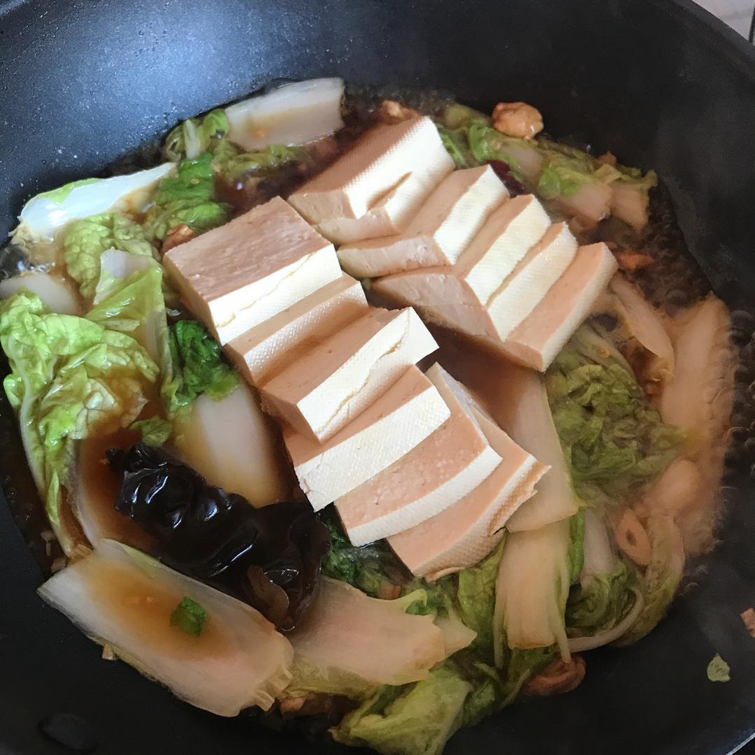 冬季家常菜：白菜炖豆腐