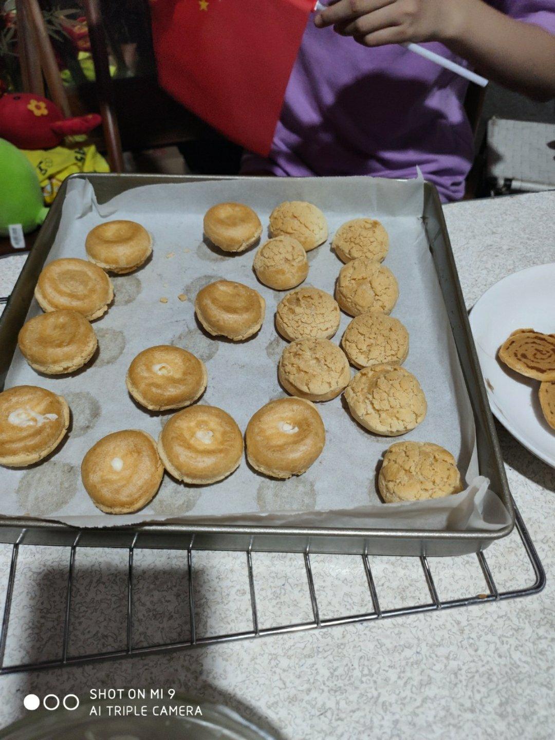 酥皮奶油泡芙--#皮黑森林#