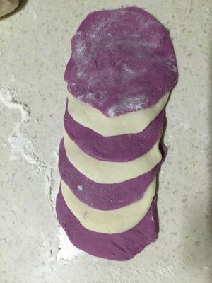 牛奶紫薯玫瑰花馒头的做法 步骤3