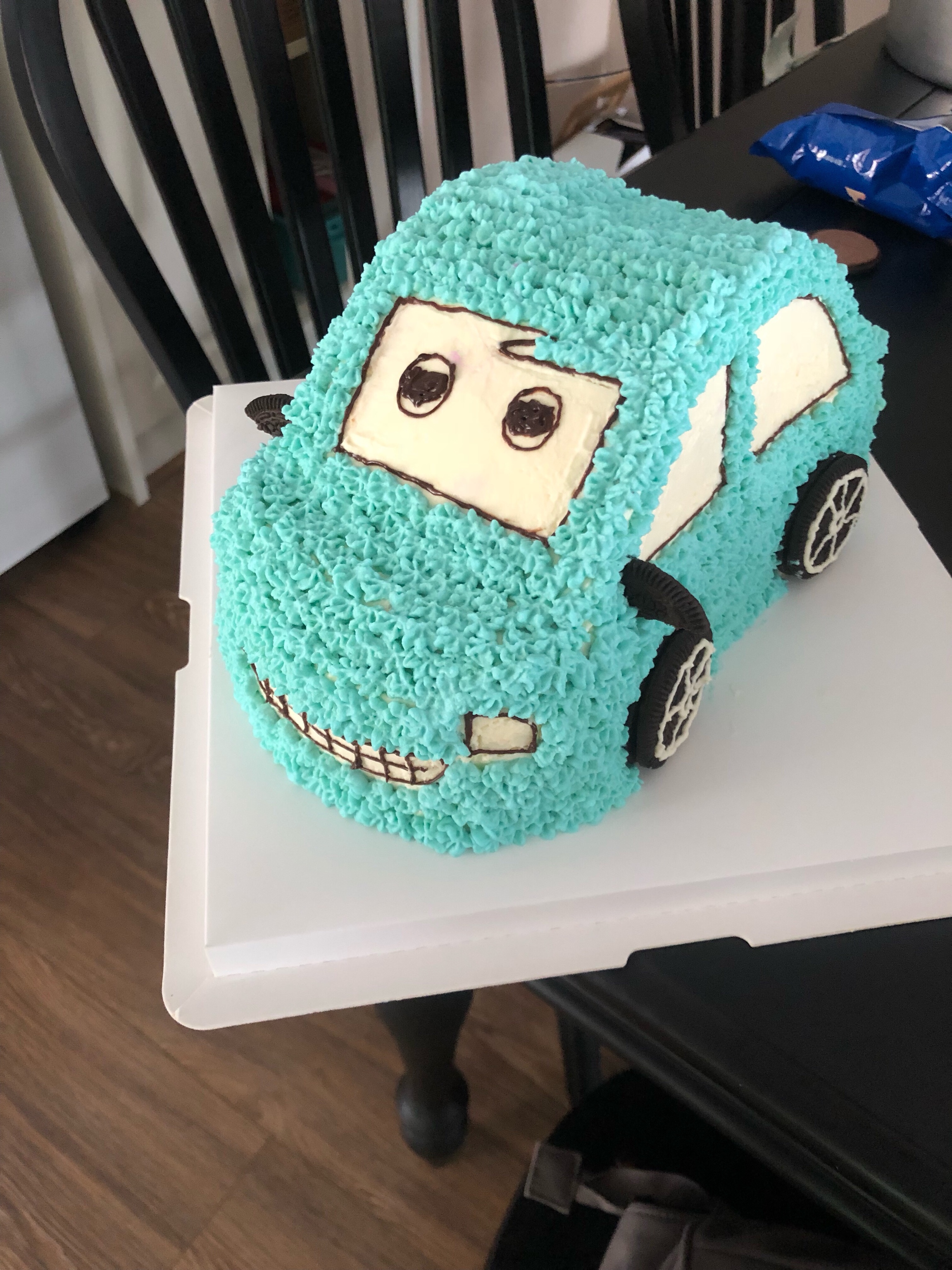 可爱的小汽车蛋糕的做法