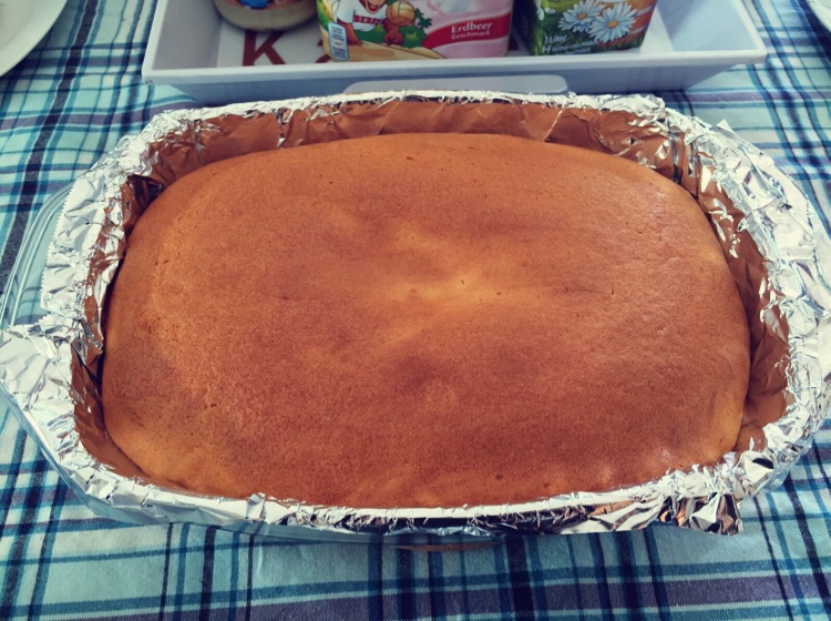 烤箱做蛋糕（戚风蛋糕的做法）