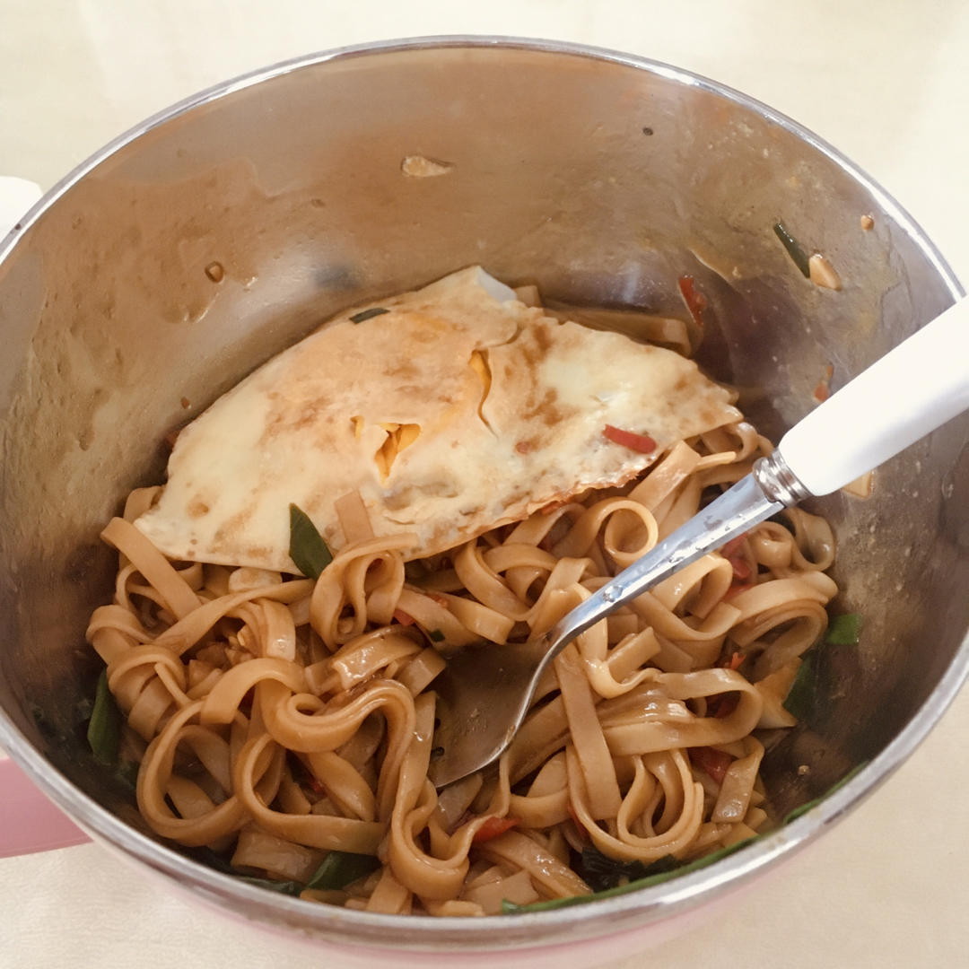 香到舔盘子🉐️荷包蛋焖面🍜超满足❗️