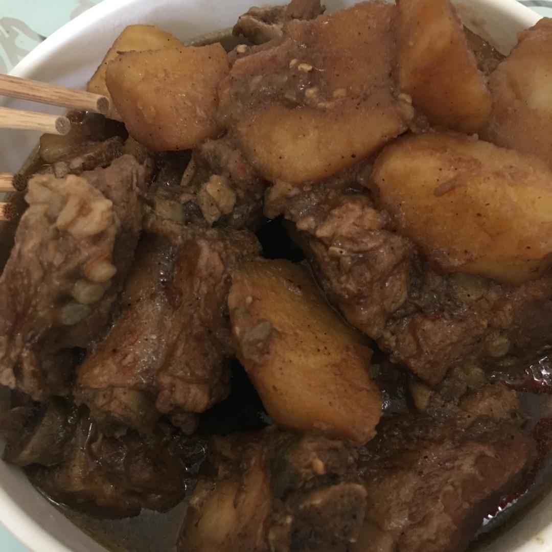 韩式排骨炖土豆 Korean Style Pork Ribs Stew with Potato