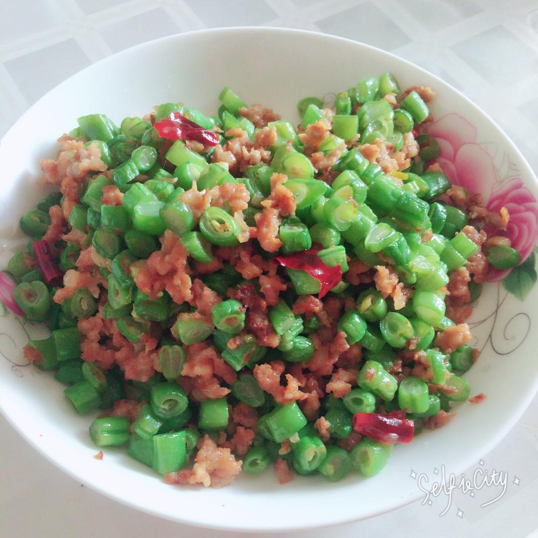 肉沫豆角下饭菜