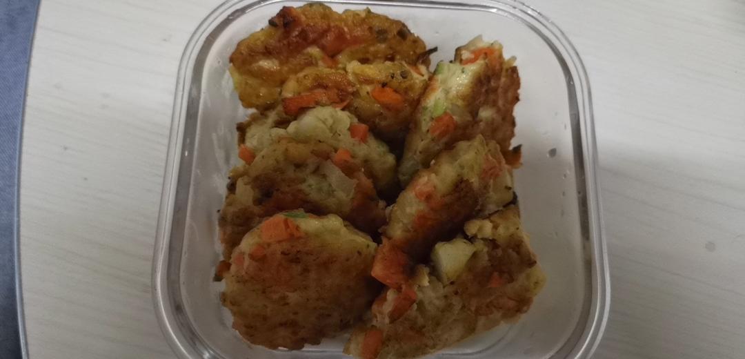 有颜有料的蔬菜土豆饼