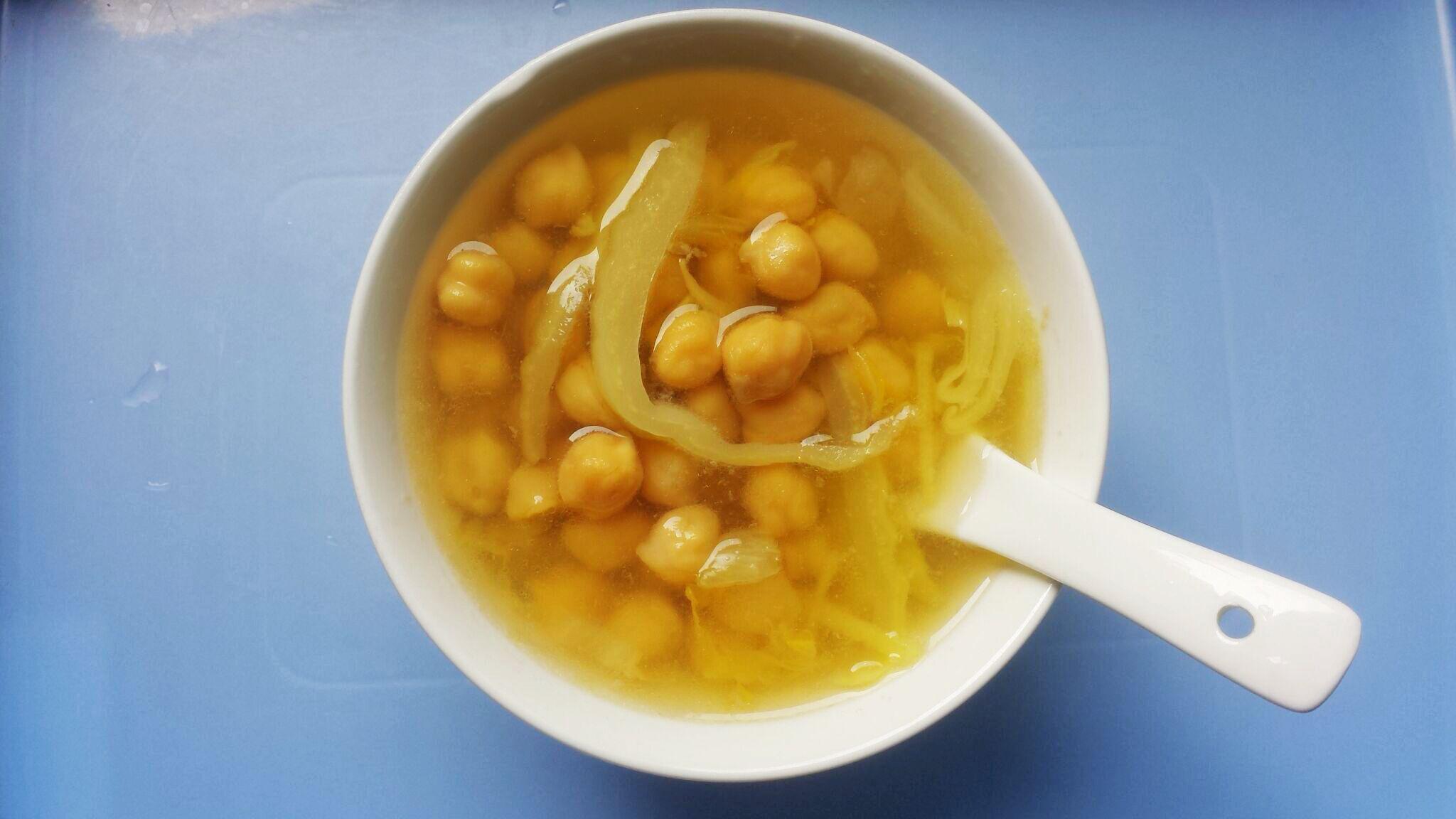 【圆满素食】开胃汤丨酸汤鹰嘴豆的做法