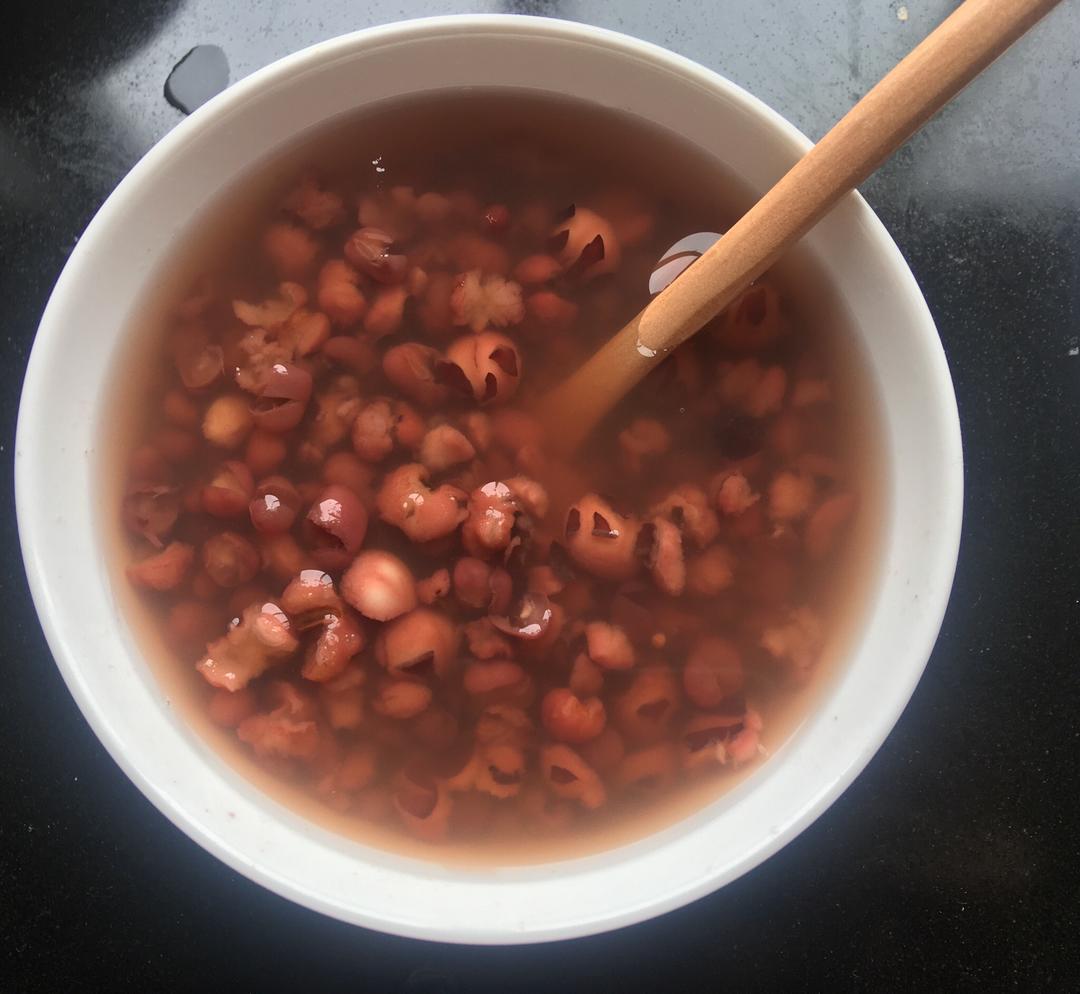 红豆薏米芡实汤