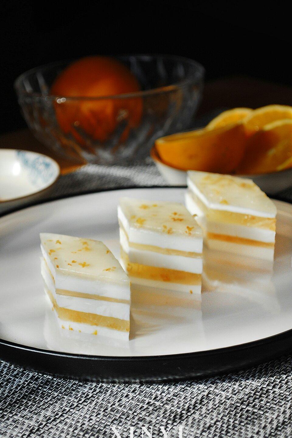 在城崎做的椰汁桂花糕