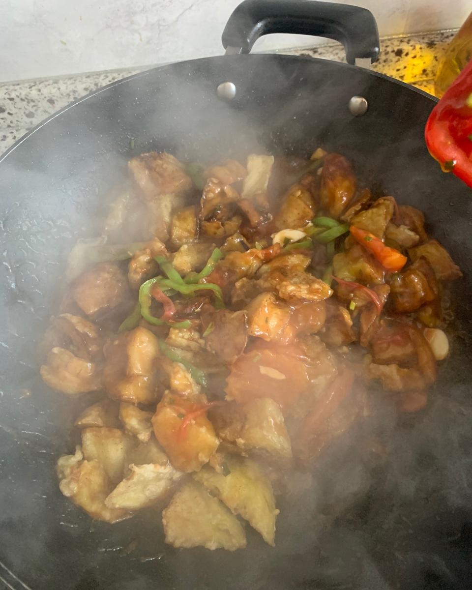 〈烧茄子〉，西红柿版。欣小厨 😉