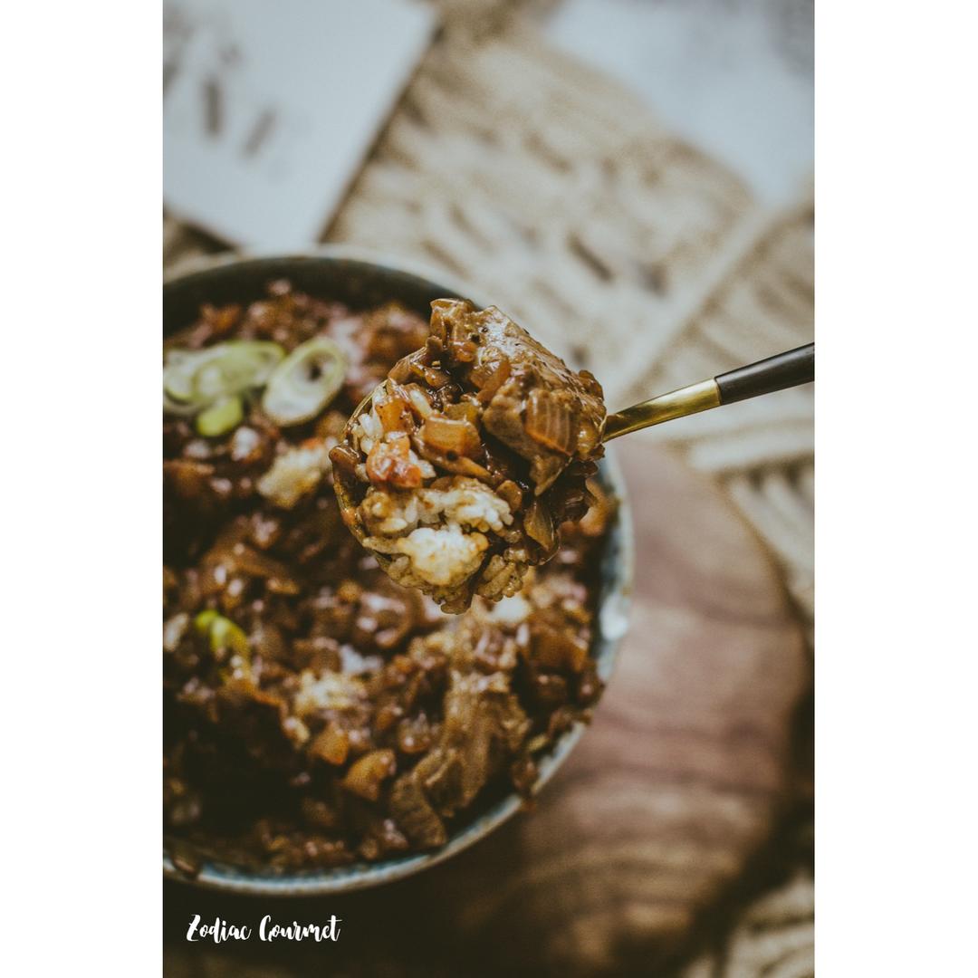 SHOKUGEKI之夏里亚宾牛排丼