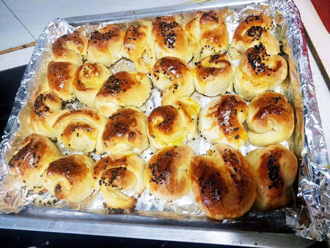 脆底蜂蜜小面包