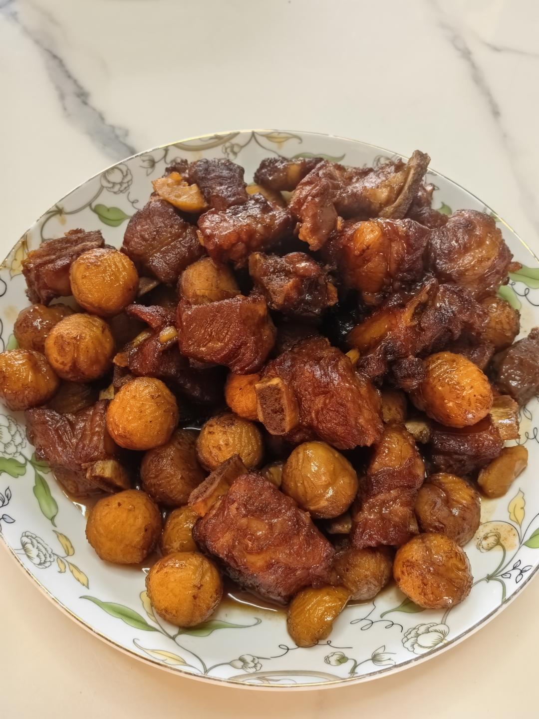 红烧板栗排骨