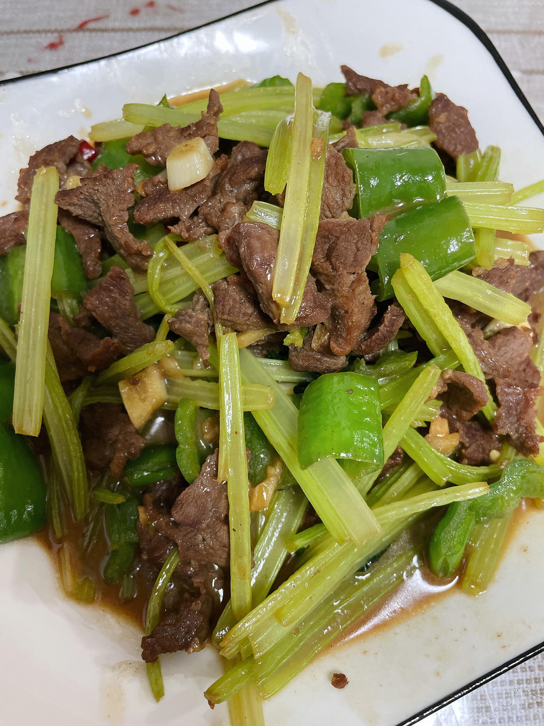 ㊙️家常菜‼️芹菜小炒牛肉‼️牛肉超级嫩滑哟