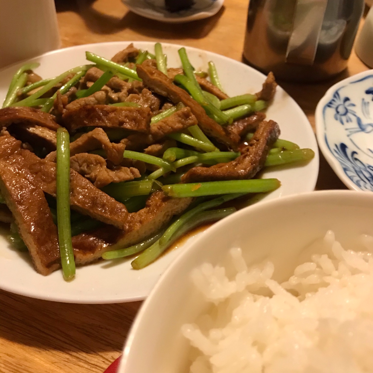 豆腐干炒茼蒿