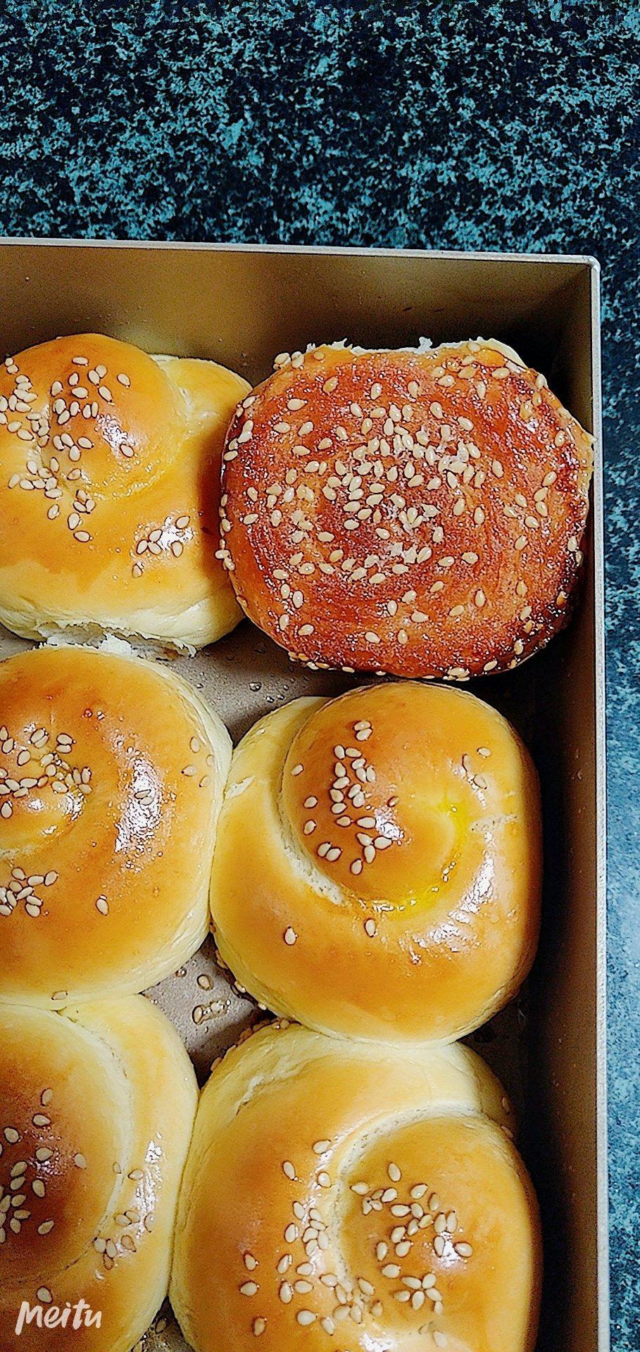 蜂蜜脆底小面包