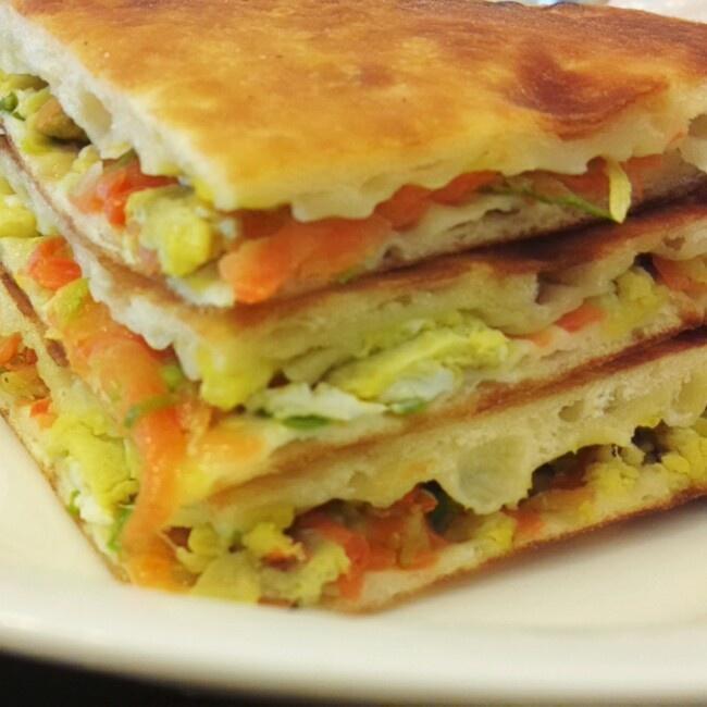 西葫芦鸡蛋胡萝卜丝烙饼（面包机+电饼铛）